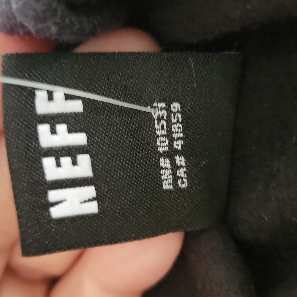 Neff $20 - Picture 8 of 9